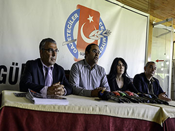Դիարբեքիրում մամուլին ներկայացված 2014թ. ապրիլի 24-ի «99» ցուցահանդեսը 